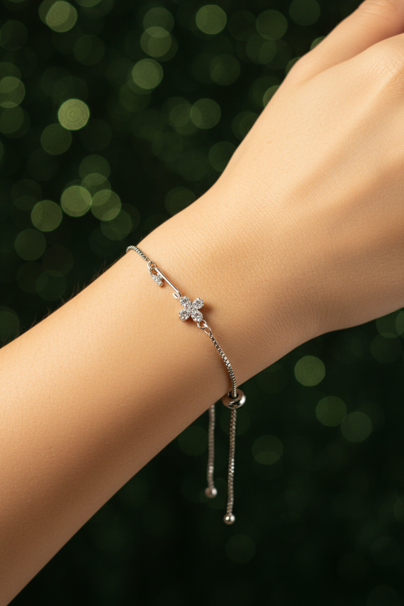 Silver Bracelet Model - Green Bokeh
